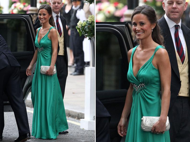 http://4.bp.blogspot.com/-KeJy8L1hNyI/TbwBbysvIuI/AAAAAAAABt8/K8yF9QDQyLM/s1600/Royal_Wedding_Reception_Pippa-Middleton.jpg
