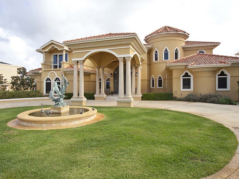 Magnificent Riverfront Estate in Australia