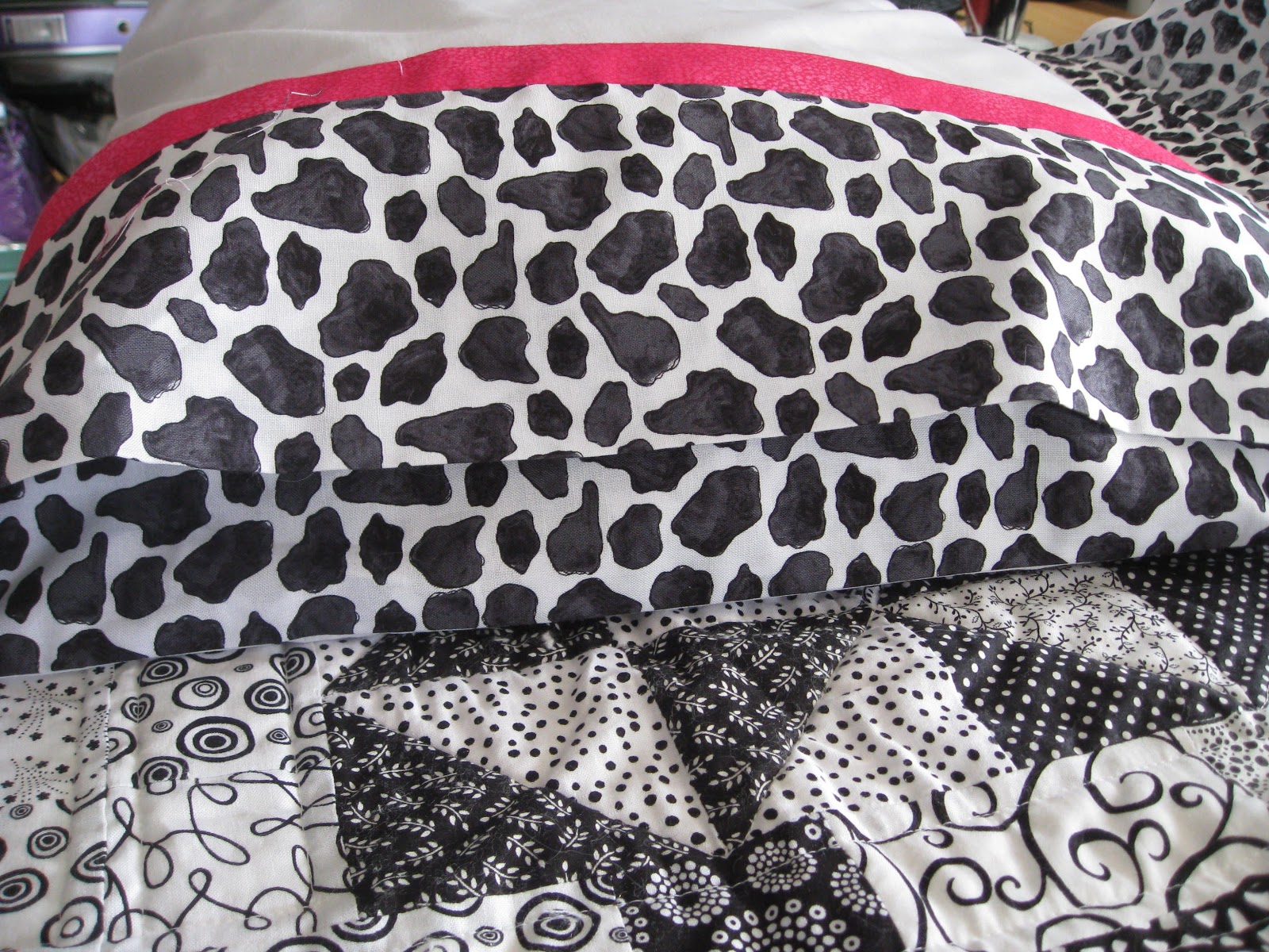 Vicki's Fabric Creations Tube Pillowcase Envelope End Tutorial Done