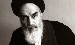 Kejahatan Khomeini Syiah Iran