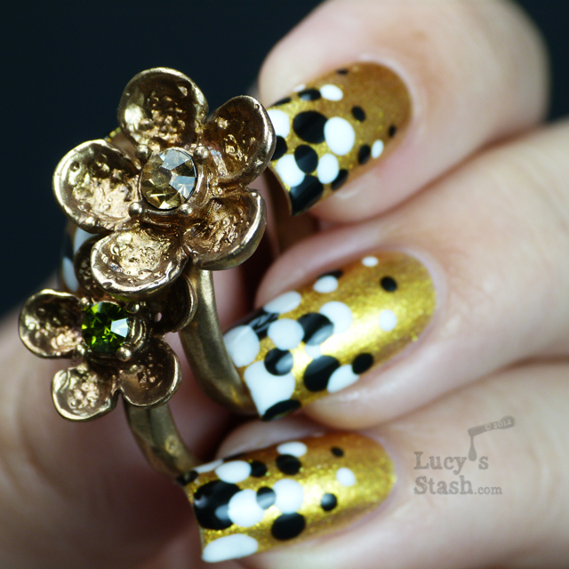 Lucy's Stash - Gold Gradient Dots manicure Lucy's Stash - Gold Gradient Dots manicure