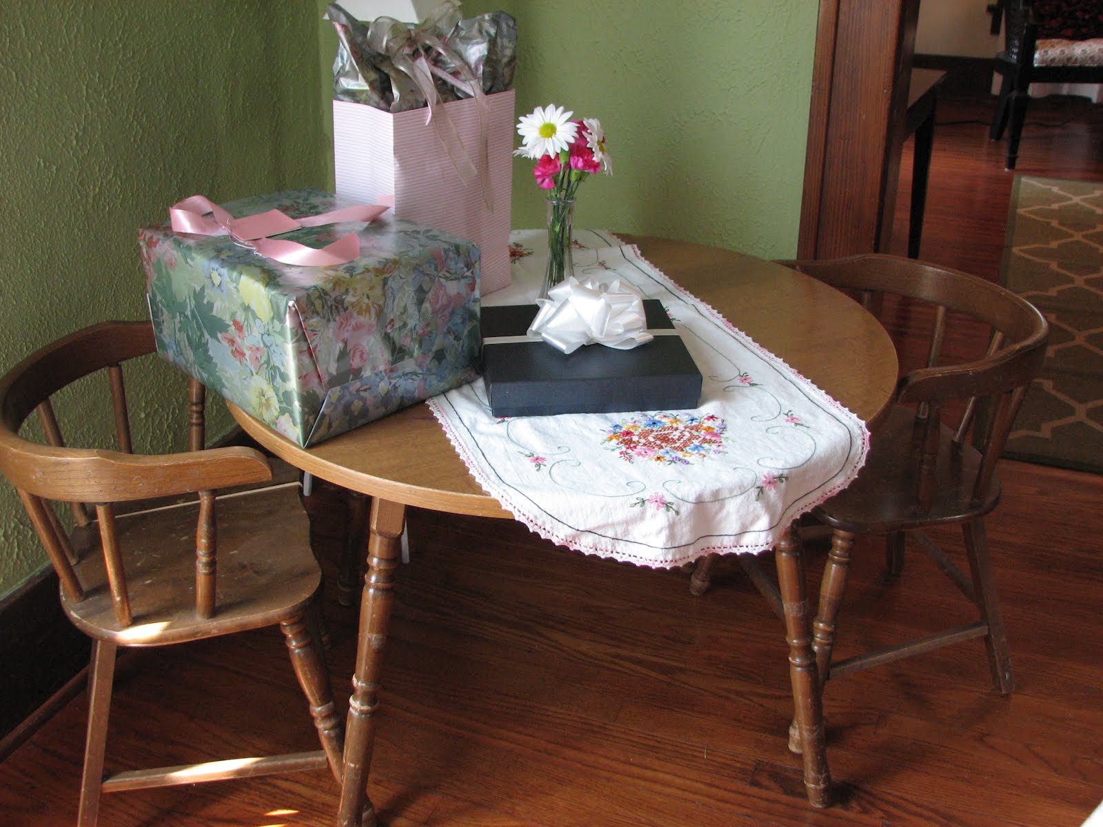 The Cottager children s table and chair set for my little lady