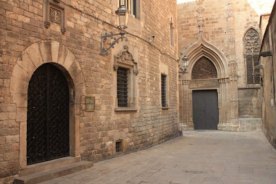 Carrer de la Pietat inside the Barcelona Gothic Quarter Carrer de la Pietat inside the Barcelona Gothic Quarter