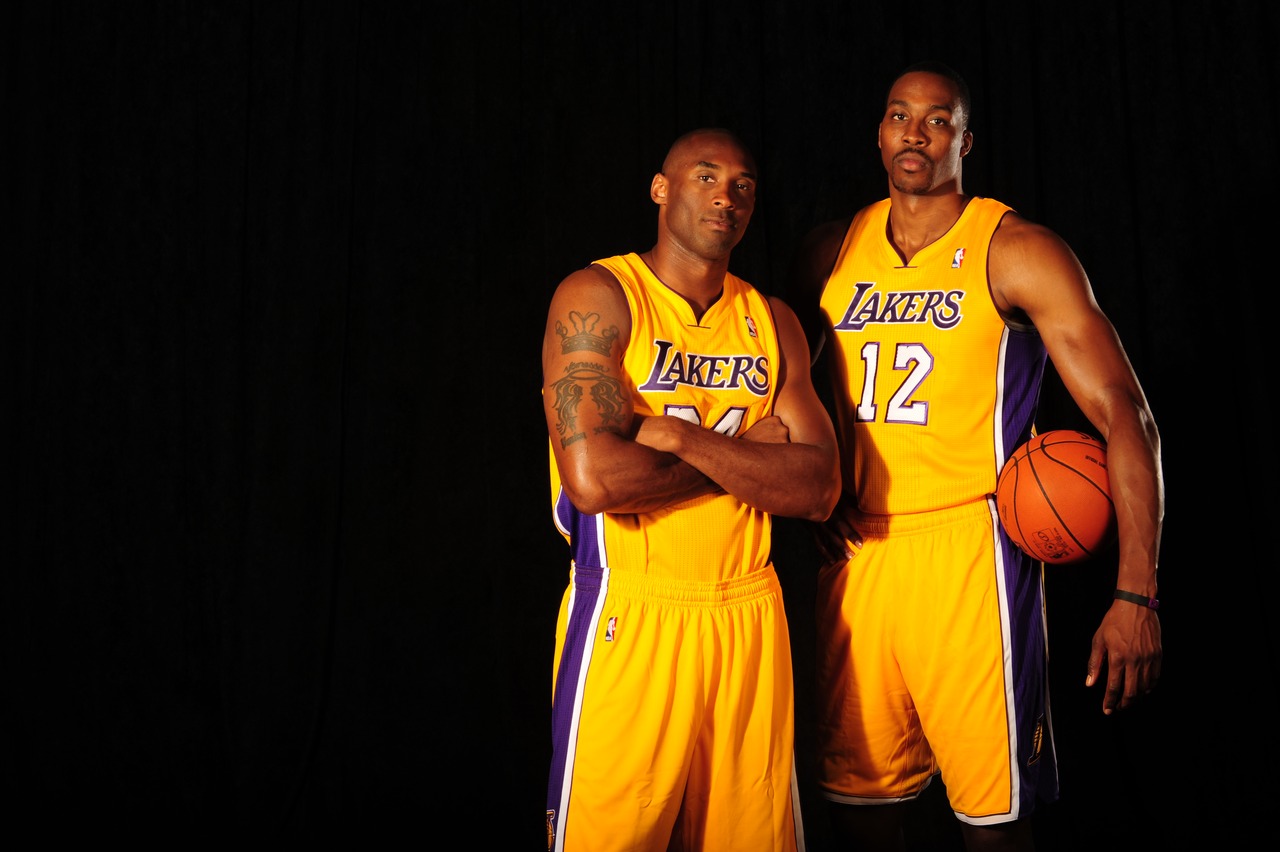 http://4.bp.blogspot.com/-KfqLjs4LFBI/UOSSUdyqIfI/AAAAAAAAcZo/DbVDoAsgz0w/s1600/La+Lakers+Basketball+Club+Players+HD+Wallpaper+2013+04.jpg
