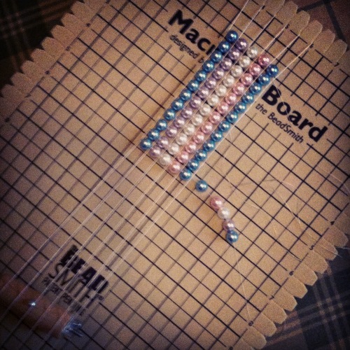 It's a Scrappy life Beadsmith Macrame board.... new toy review!!!