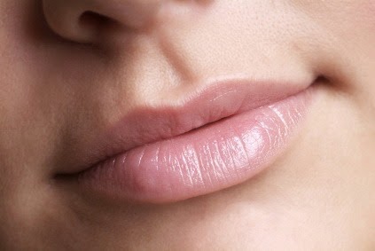 Cara Memerahkan Bibir Secara Alami Dan Permanen Cara Memerahkan Bibir Secara Alami Dan Permanen