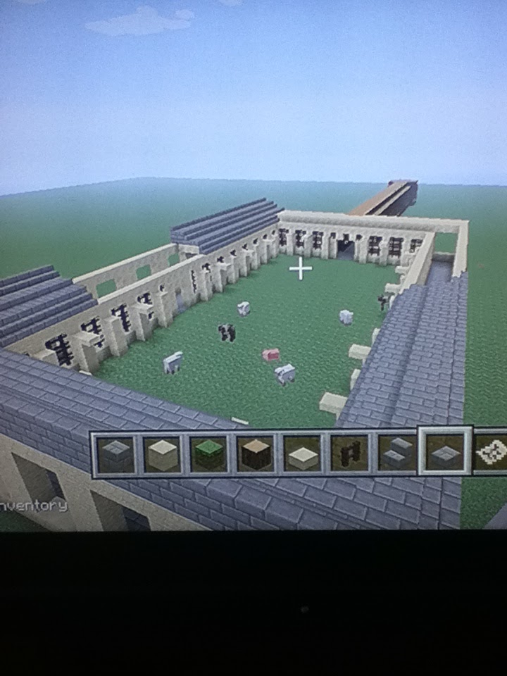 Hogwarts Project on Minecraft Clock Tower Courtyard Phase 1