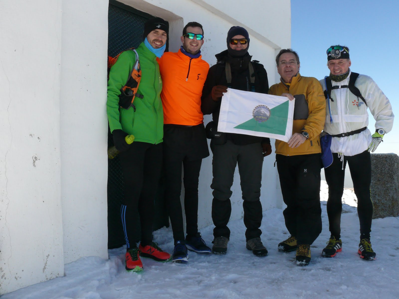 Club D. Montaña As de Guía de Jaén en la cima del pico Jabalcuz 1.614 msnm, 11 febrero 2018