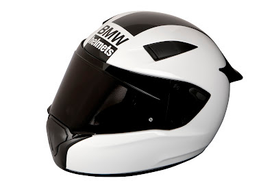 The market launch of the helmet Race is planned for 2013 parallel to the