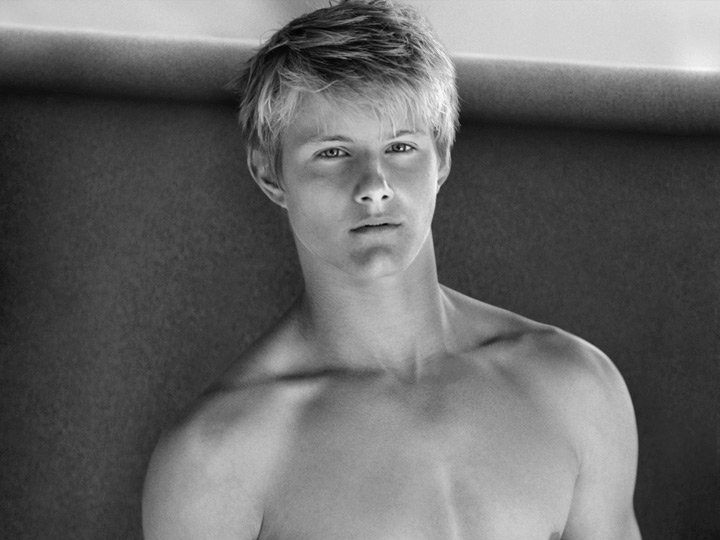 Alexander Ludwig | Abercrombie ...