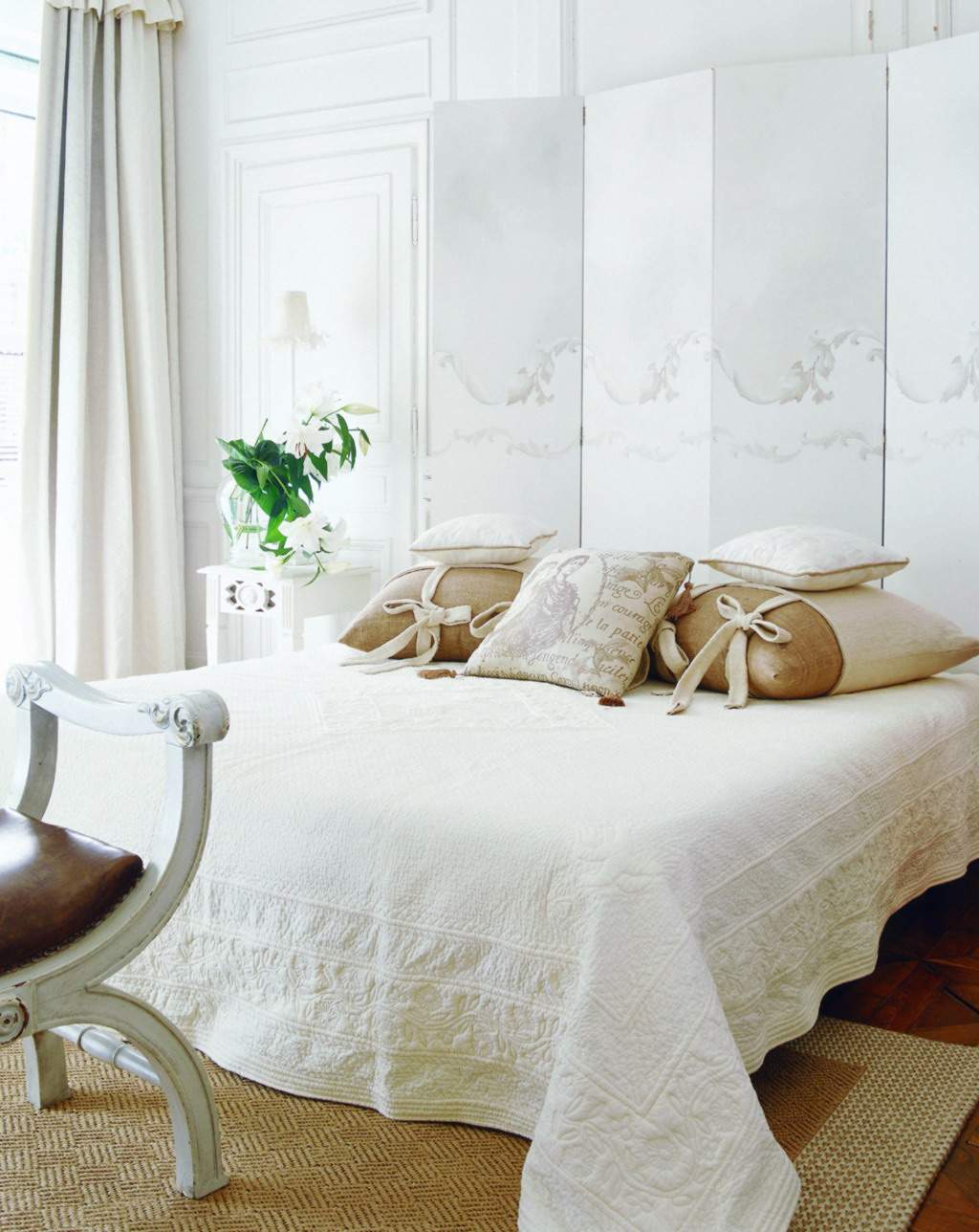 Dormitorios en beige y blanco ~ el pais de wendy