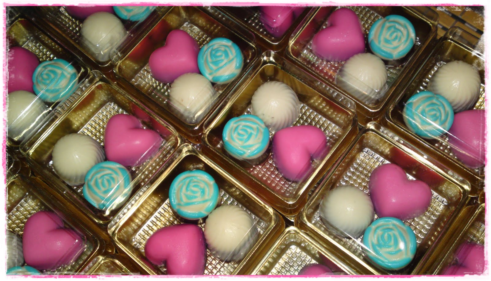 Homemade Chocolate Rafflesia Purple D'Sweet Engagement Door Gift