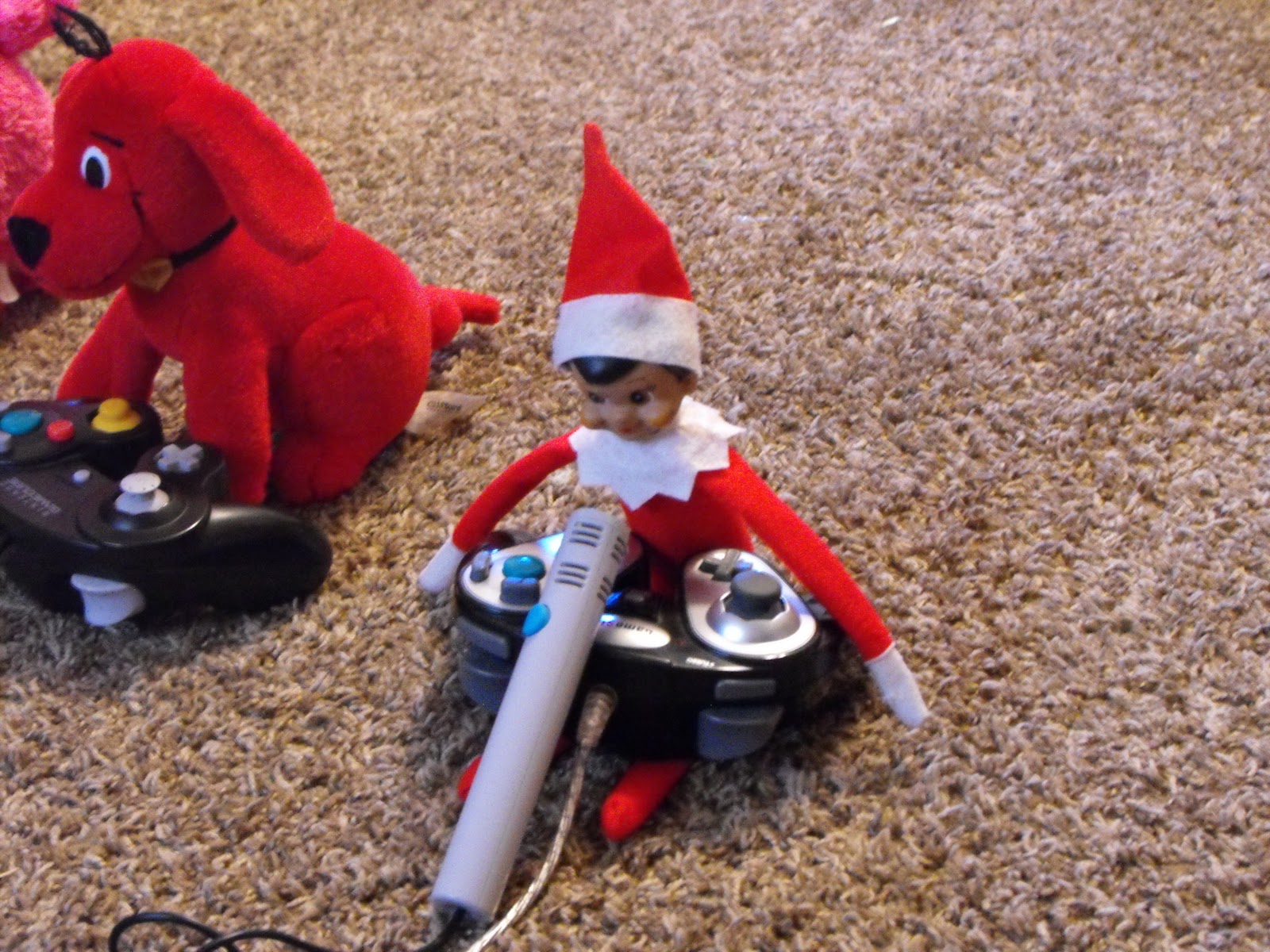 One Orange Giraffe Elf on the Shelf Day 4