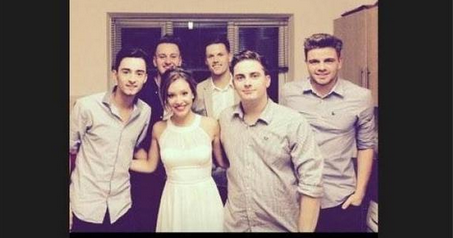 NWK to MIA: Chick Confused About The Meaning Gang Bang Goes Viral With