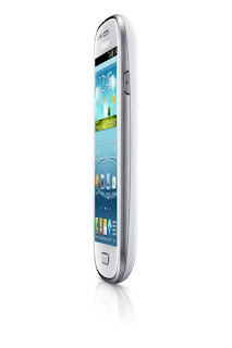 Samsung Galaxy S III Mini I8190 putih menyamping lagi Samsung Galaxy S III Mini I8190 putih menyamping lagi