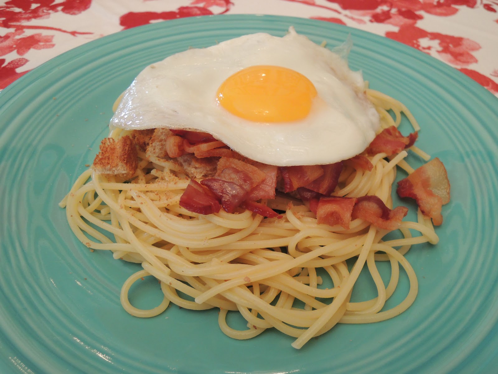 Holly Goes Lightly Bacon and Eggs Pasta