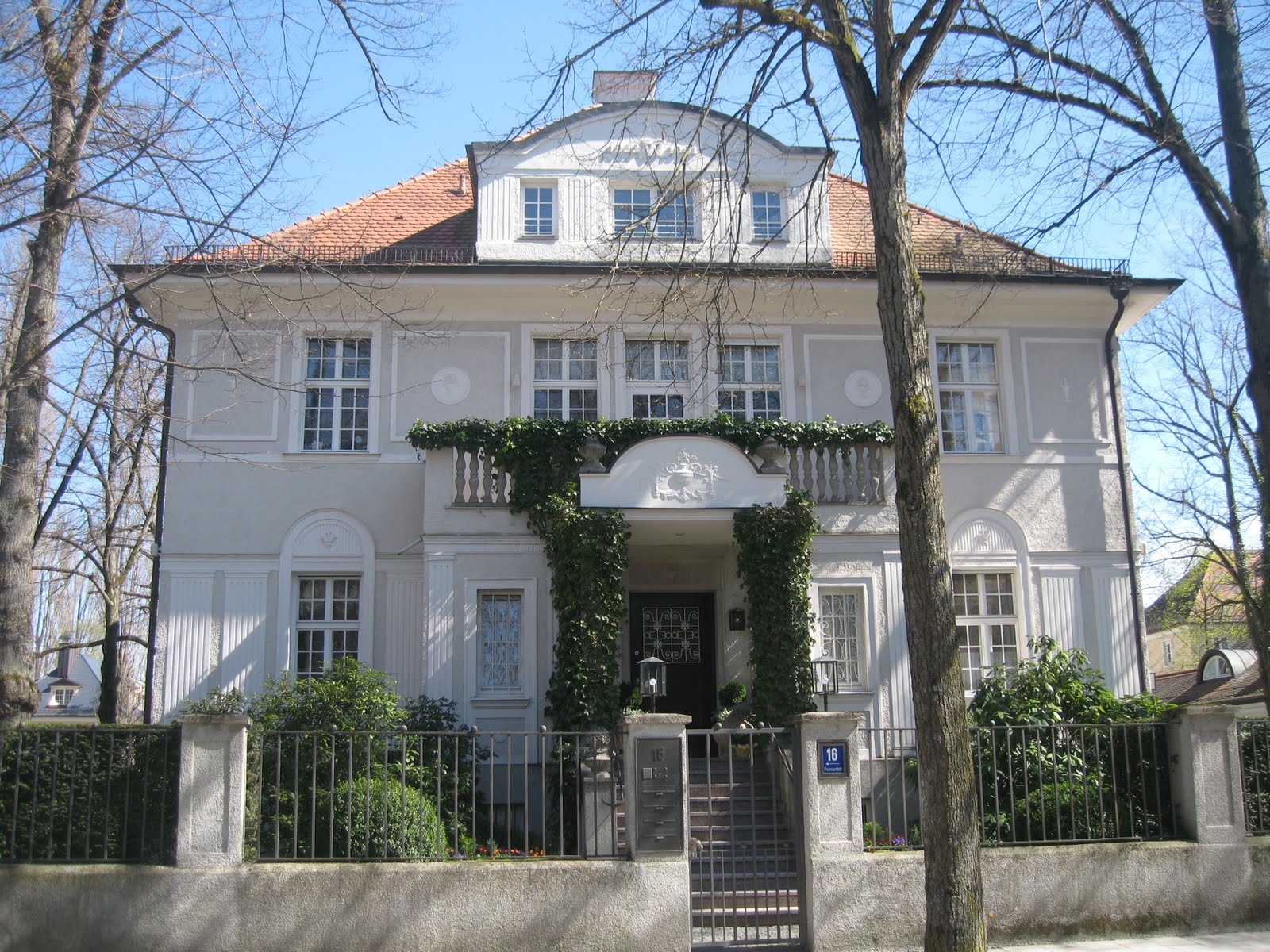 Haus Design Munich Mansions