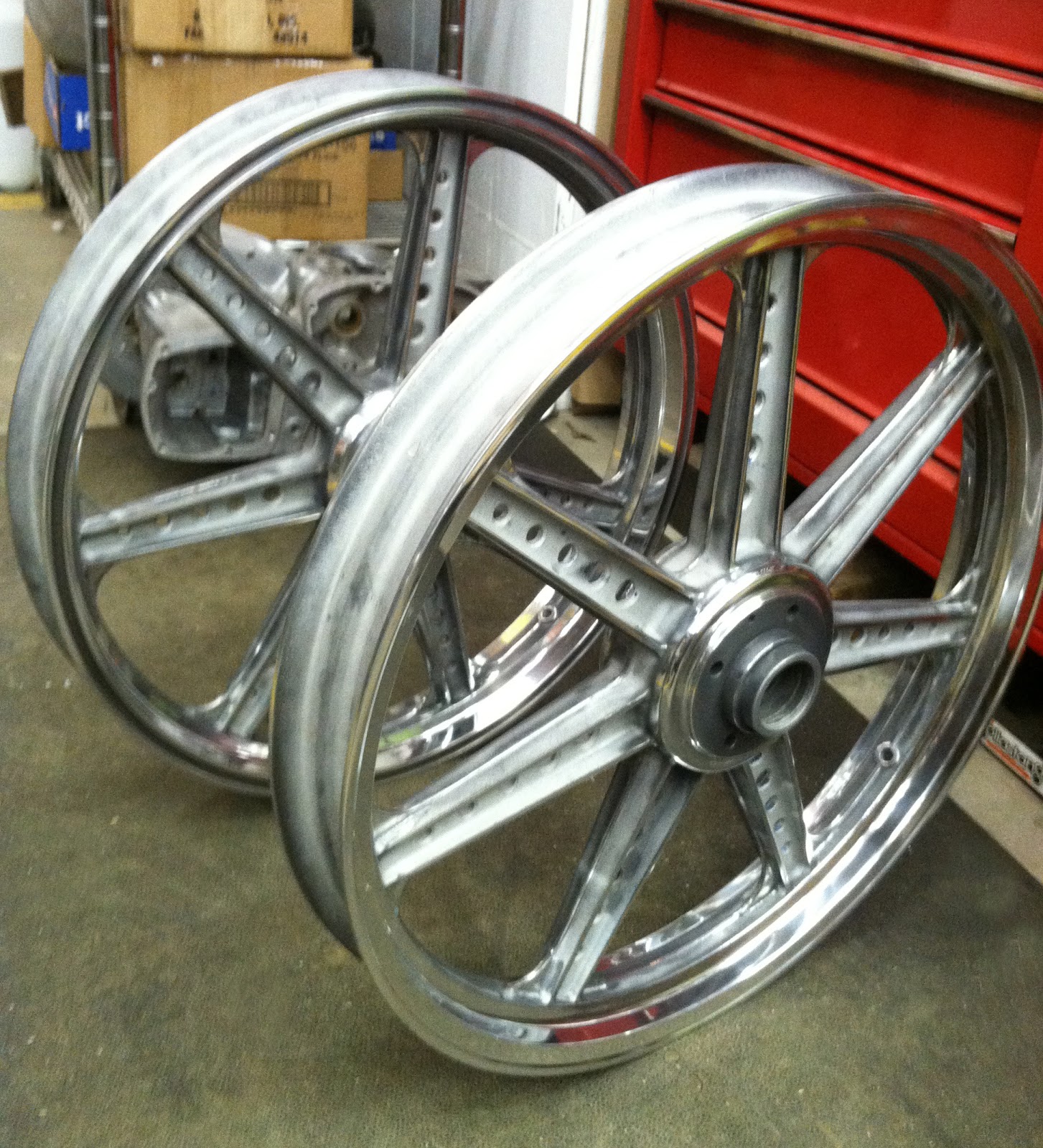 Redliners Racing International Something Wicked This Way Comes...