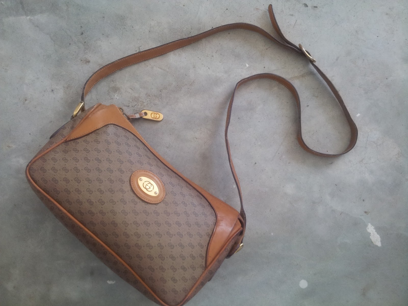 authentic gucci sling bag