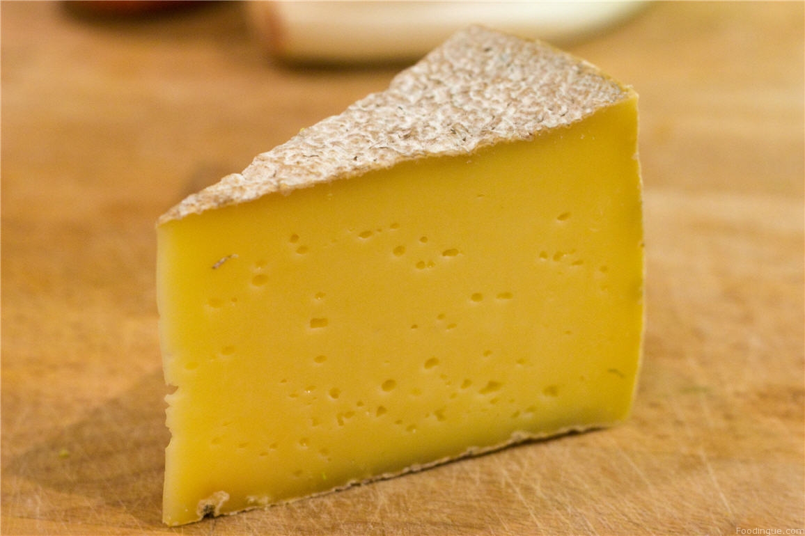 Club des Dégustateurs de Grands Vins Du fromage S.V.P.! LE GRÉ DES