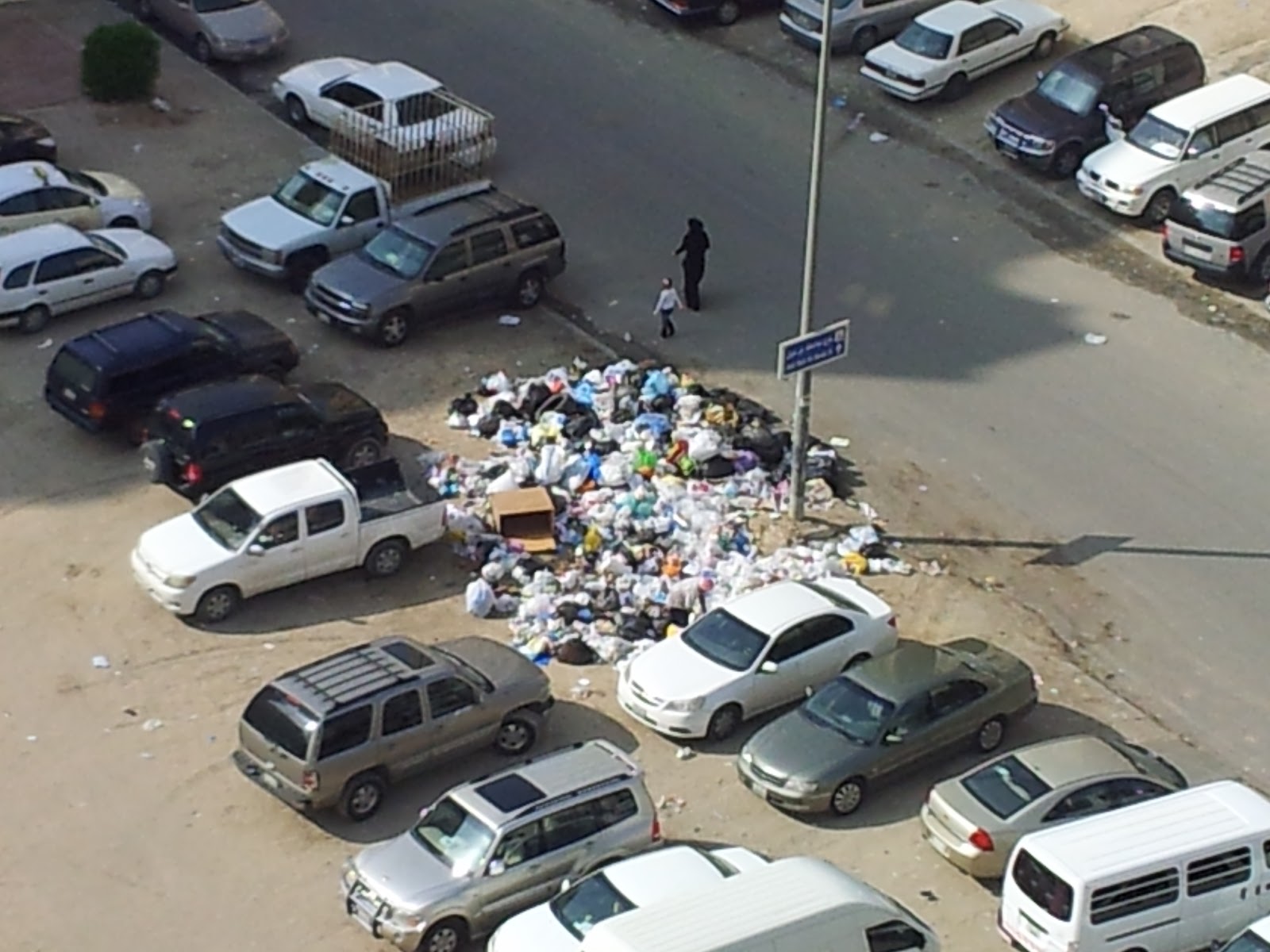 Trash Explosion Life in Kuwait