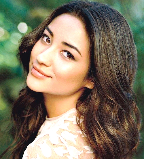 Lil Miss Astonished: Makeup shay mitchell makeup. Lil Miss Astonished: Makeup