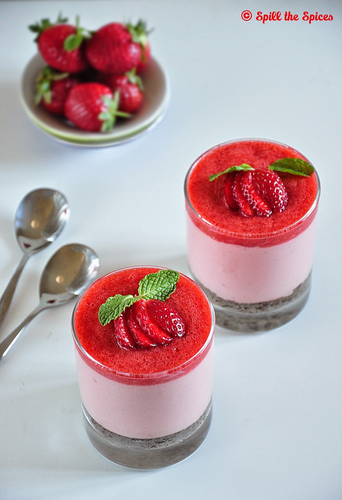 NoBake Strawberry Cheesecake Spill the Spices