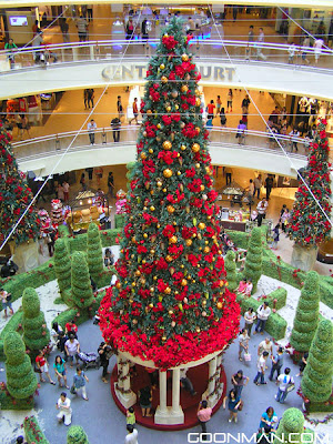 Mid Valley Megamall’s Christmas Decoration 2011
