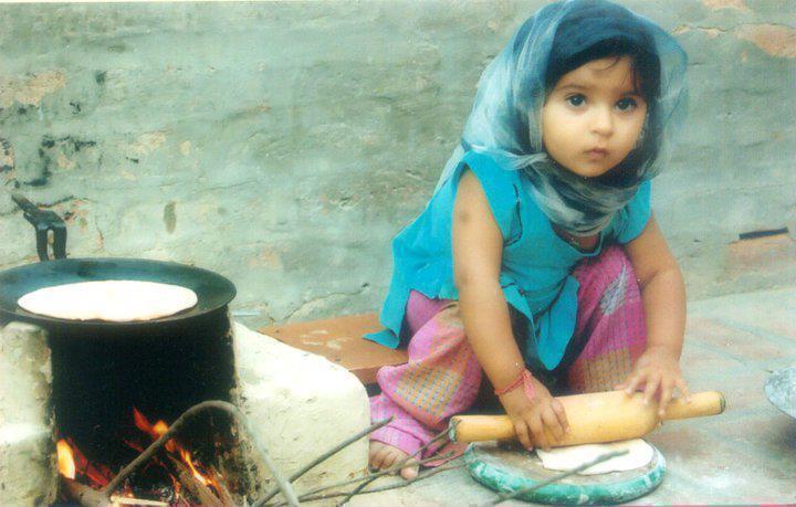 Cute Pakistani Baby Girls Picture