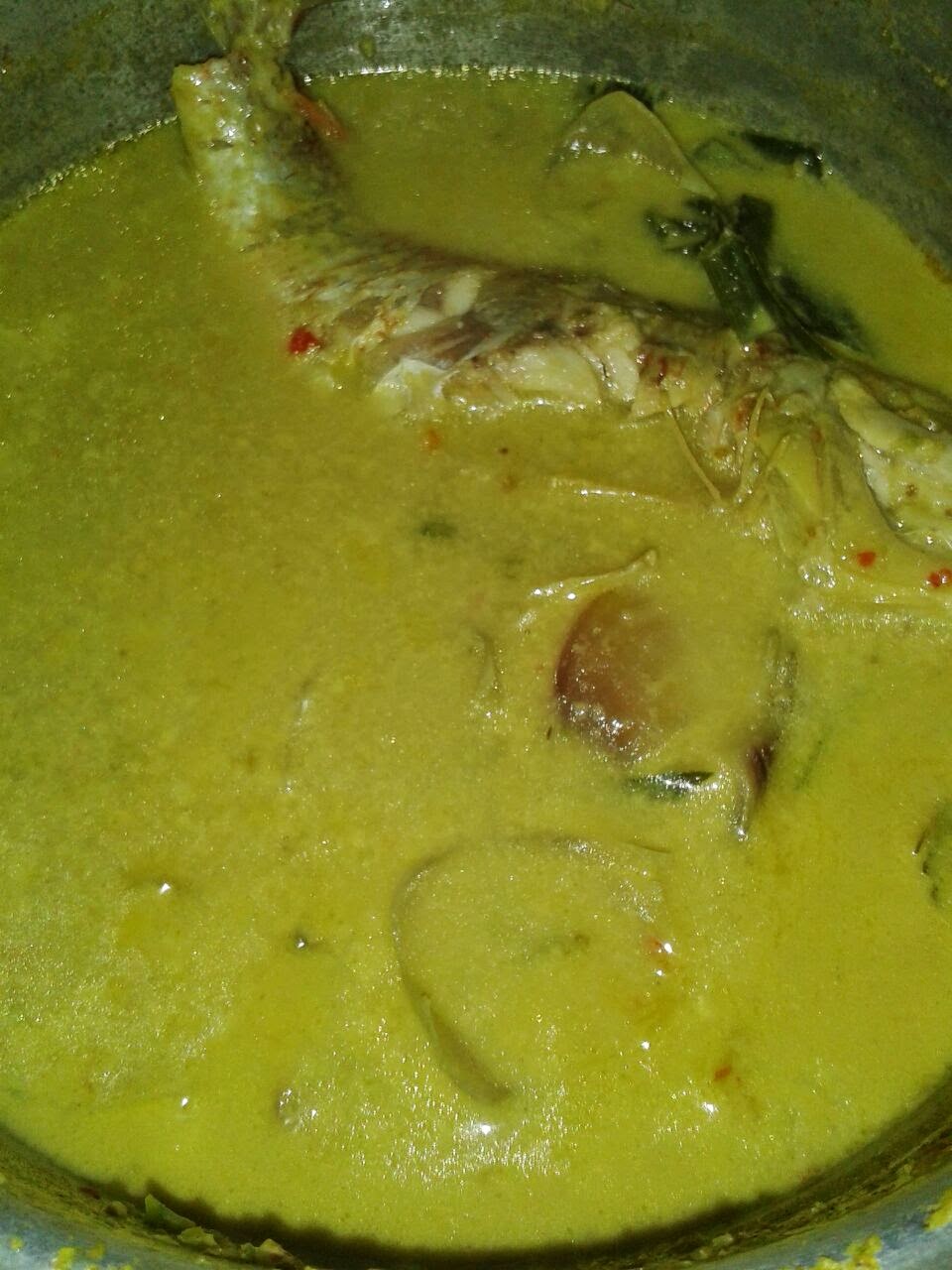 Masak Lemak Cili Padi Daun Kunyit