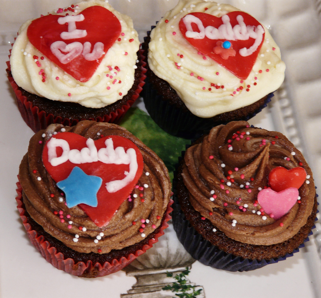 cupcake decorating cupcake decorating
