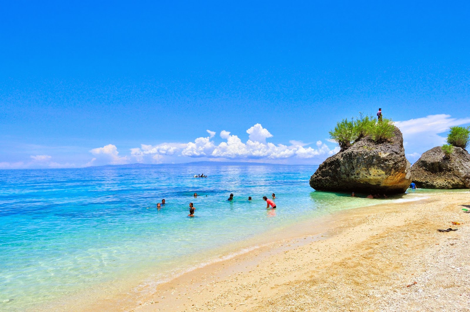 Public Beaches Near Cebu City Public Beaches Near Cebu City