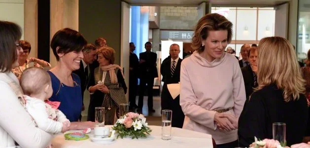 Queen Mathilde of Belgium has paid a visit to Leuven's University Hospital UZ Leuven