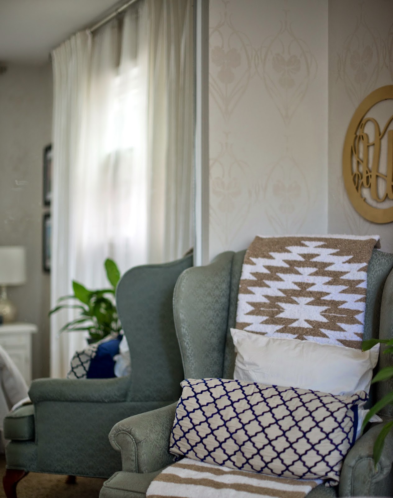 Domestic Fashionista Creating A Quiet Bedroom Atmosphere