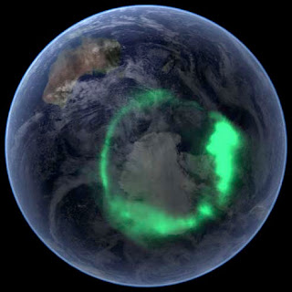Aurora+Australis+terlihat+di+Kutub+Selatan