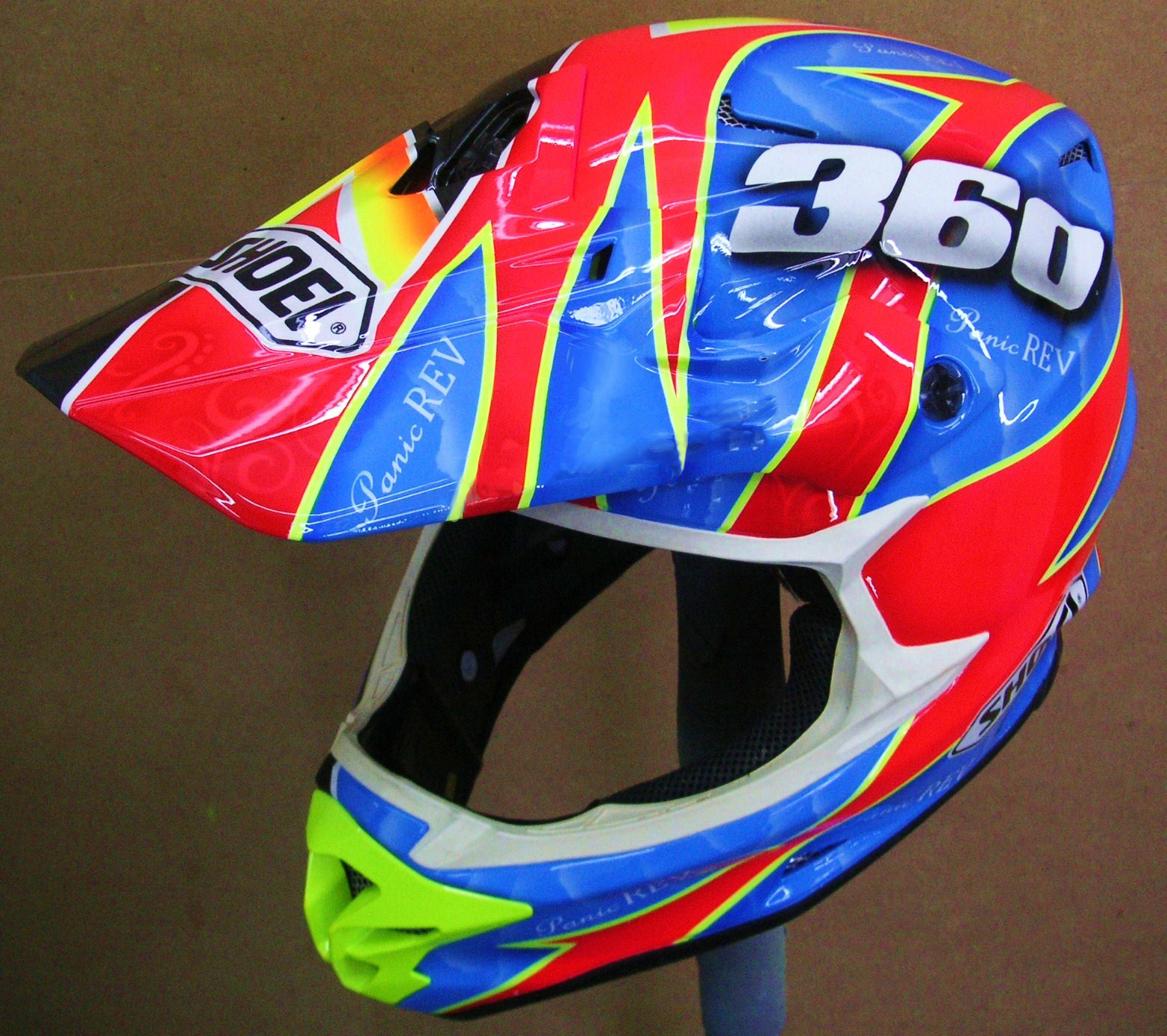 painting mx helmet