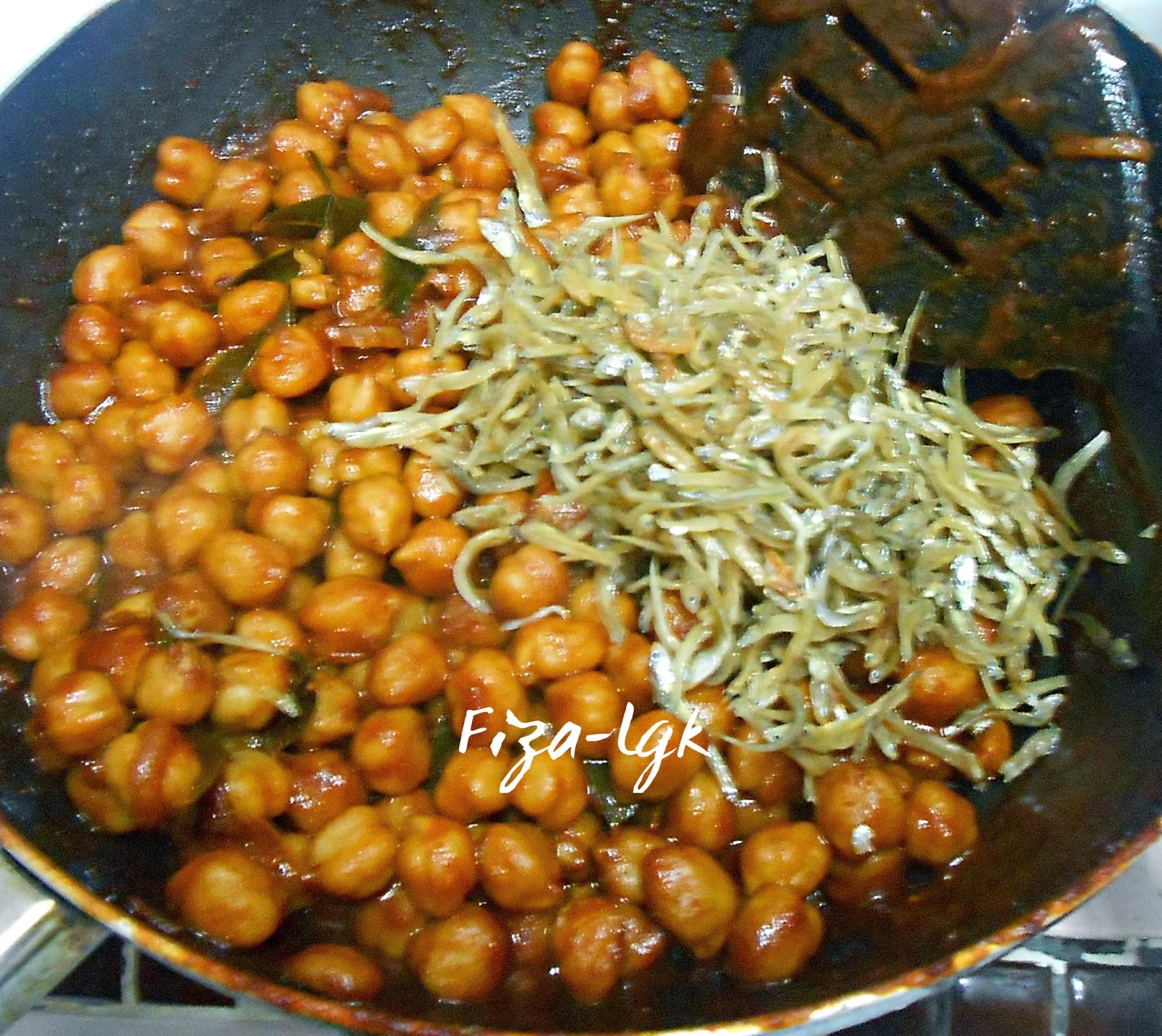 KACANG KUDA PEDAS DENGAN IKAN BILIS Fiza�s Cooking KACANG KUDA PEDAS DENGAN IKAN BILIS Fiza�s Cooking