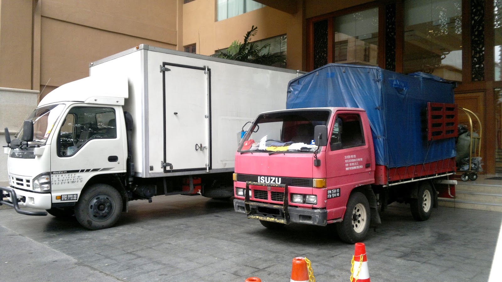 Lori Sewa Murah dari RM 80 012-3430128 - SHUKRI Lori Lori Sewa Murah dari RM 80 012-3430128 - SHUKRI Lori