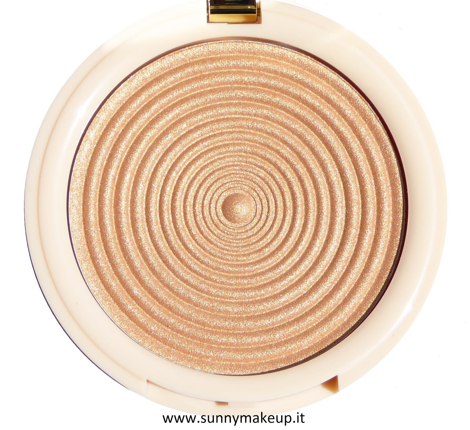 Pupa - Like A Doll Golden Infusion. Illuminante Viso nella colorazione 001. Pupa - Like A Doll Golden Infusion. Illuminante Viso nella colorazione 001.