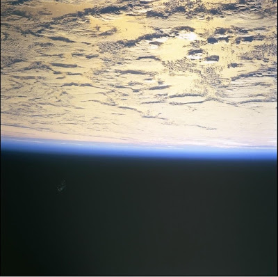 Foto-Foto UFO Detail dari NASA