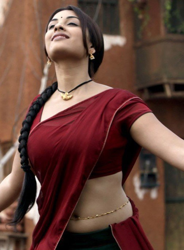 Richa Gangopadhyay in half saree stills Richa Gangopadhyay hot pictures