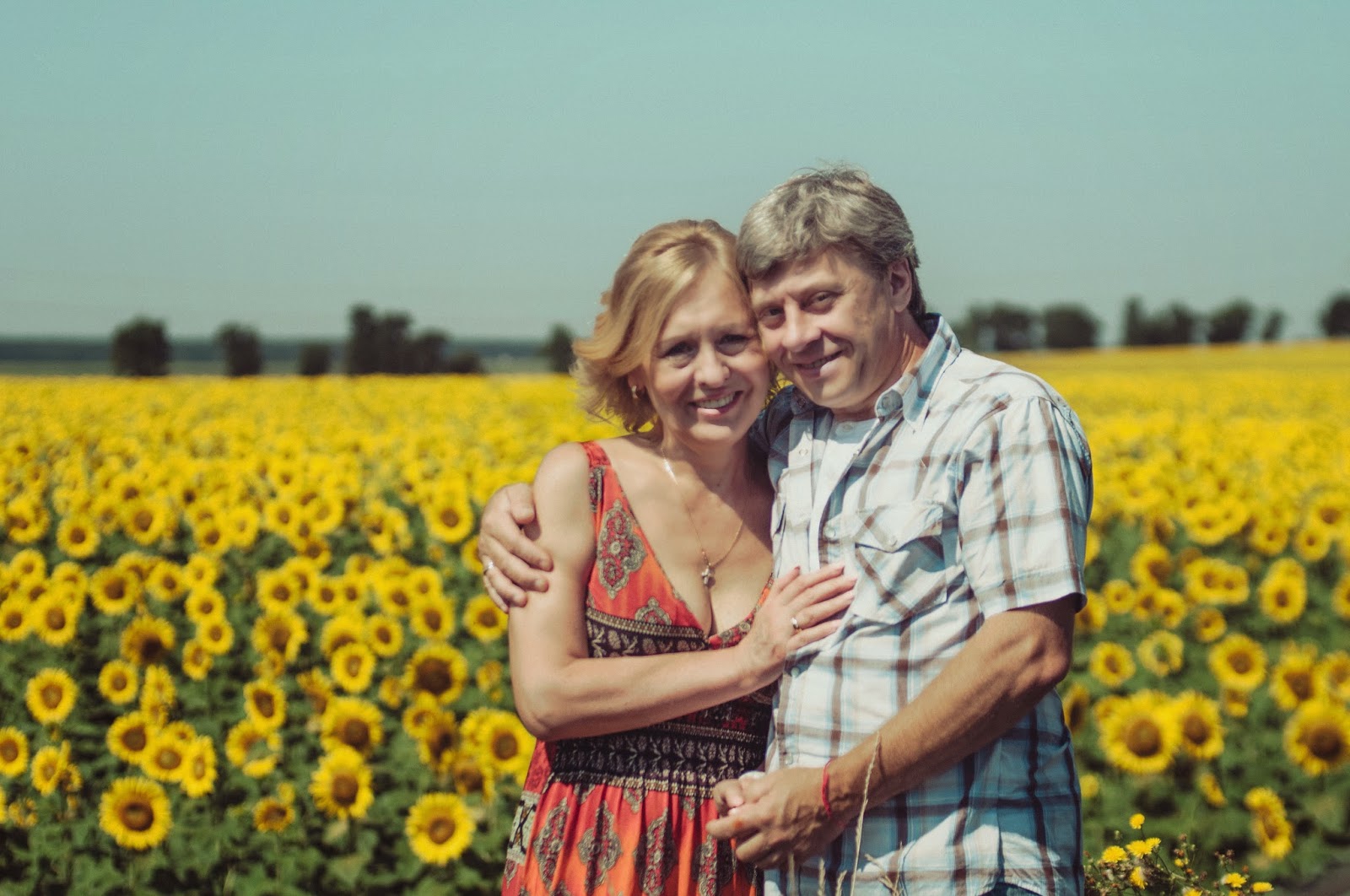 Olga&Sergey lovestory_5 семейный фотограф, предсвадебная фотосессия, летняя фотосессия, свадебный фотограф в Киеве, свадебная фотосессия, свадебные фотографии, съемка в поле