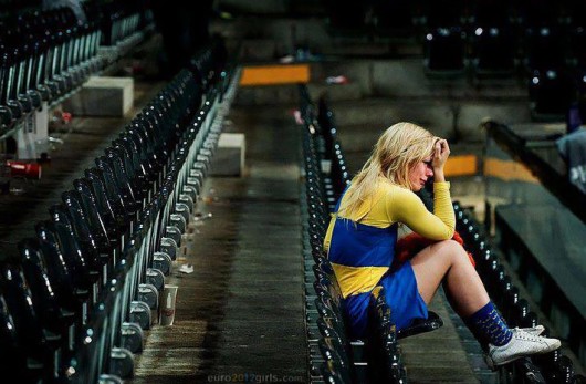 swedish-girl-crying-530x347.jpg
