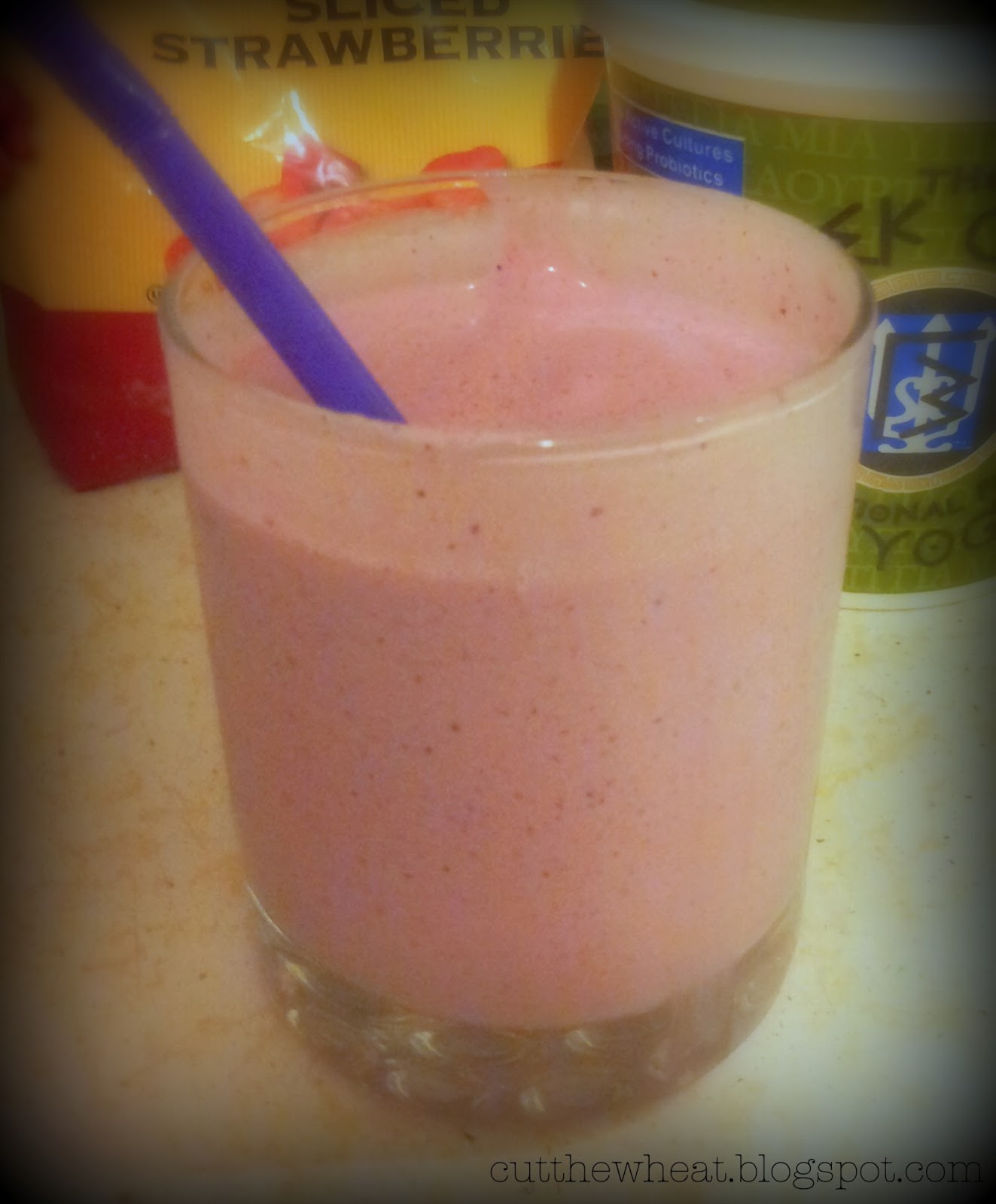 Low Carb, Sugar Free Double Berry Protein Power Smoothie Cut The Wheat