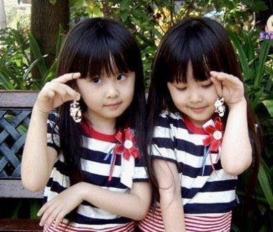 foto bayi kembar lucu