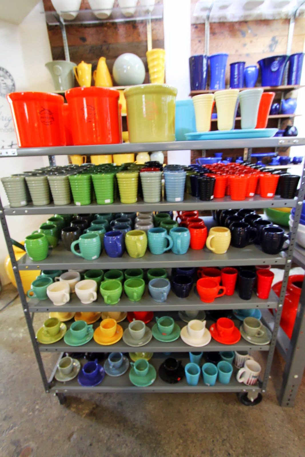 bauer pottery showroom in los angeles, california a retro review