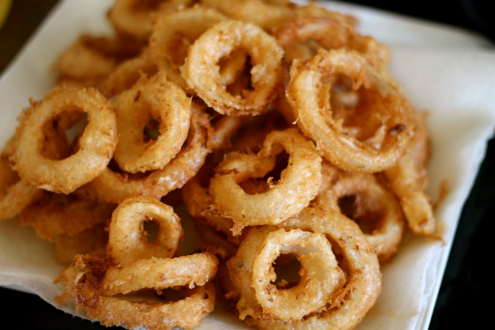 Mrs. Schwartz's Kitchen Perfect Beer Battered Onion Rings