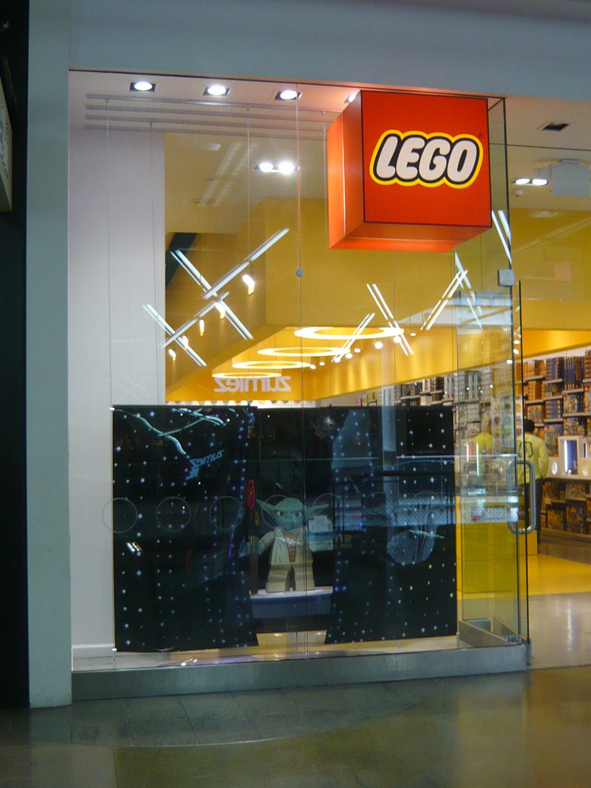 The LeGologyRobotic Realm LEGO Store Palisades Center