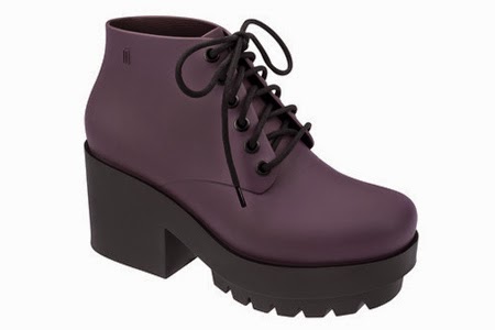 Bota com amarração e solado tratorado Melissa coleção Star Walker outono inverno 2015 bota com amarração e solado tratorado Melissa coleção Star Walker outono inverno 2015
