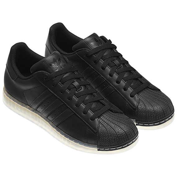 superstar total black